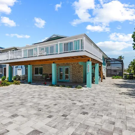 Heated Pool Home Steps To The Beach Fort Myers Beach Exterior photo